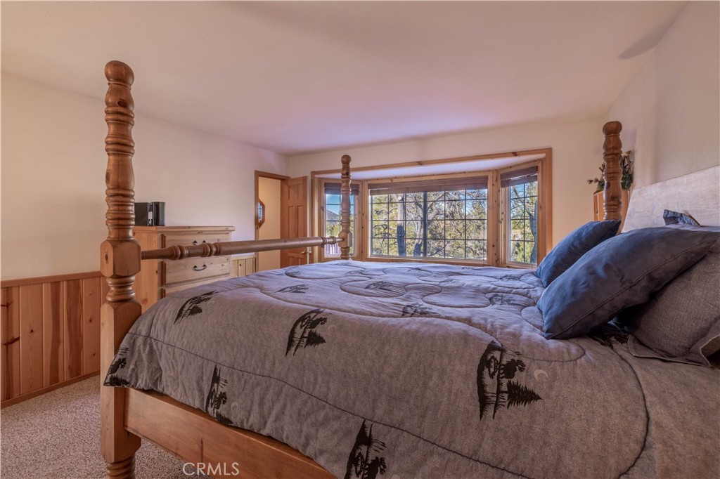479 Villa Grove Avenue Property Photo 21