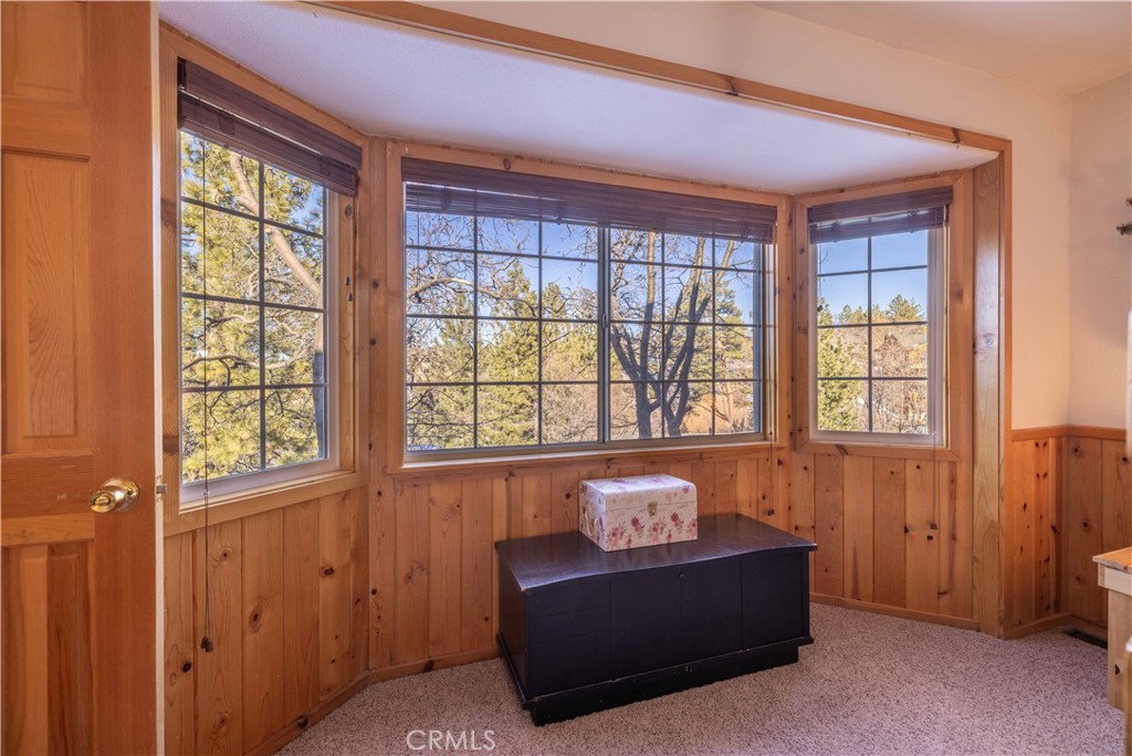 479 Villa Grove Avenue Property Photo 23
