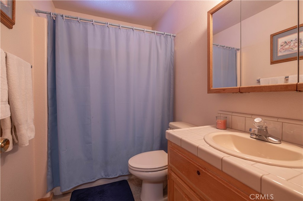 479 Villa Grove Avenue Property Photo 28