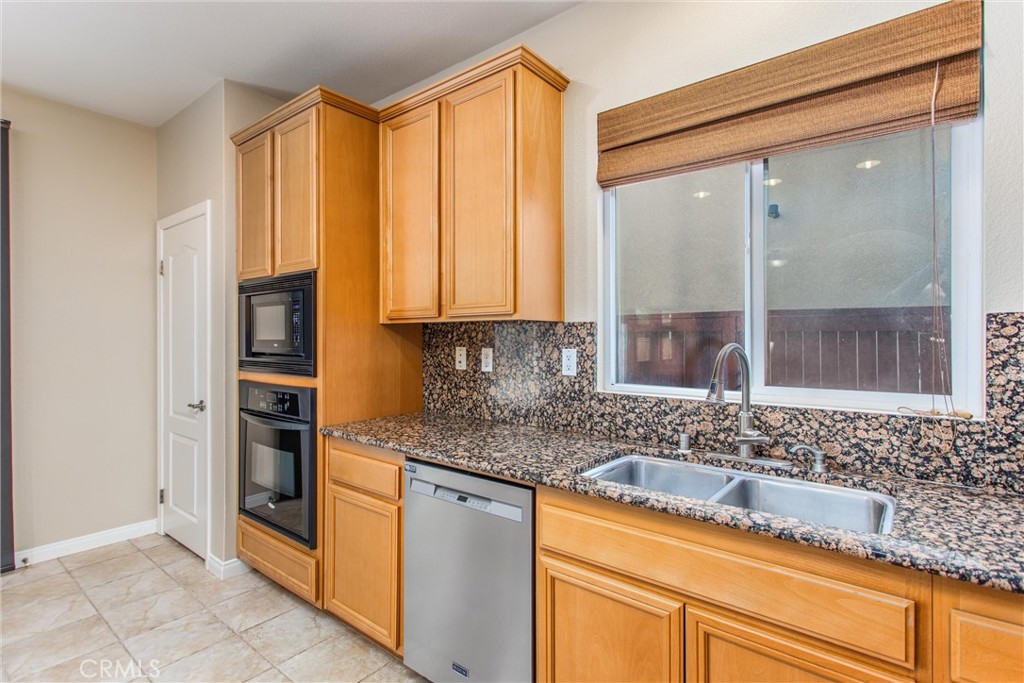 122 Temple Avenue Property Photo 19