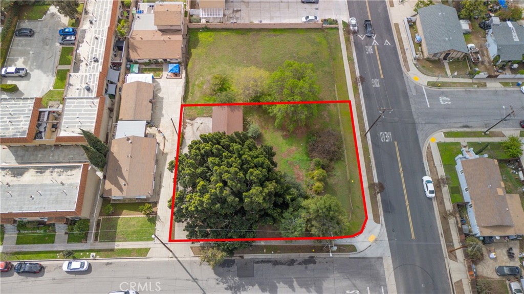 418 W Electric Avenue Property Photo