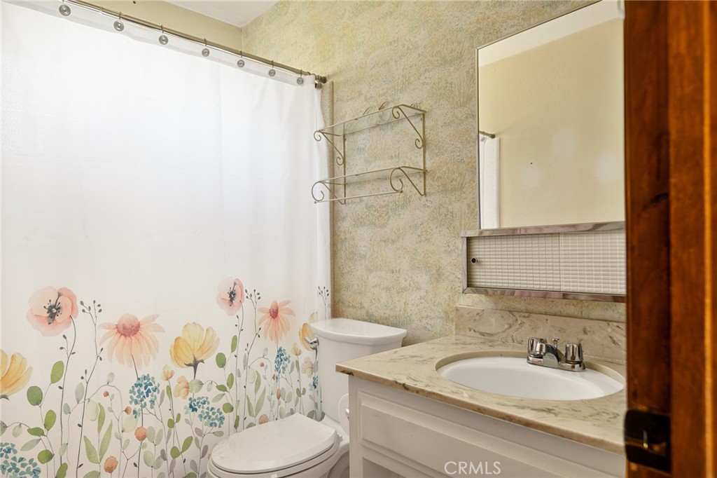 27008 Everest Road Property Photo 15