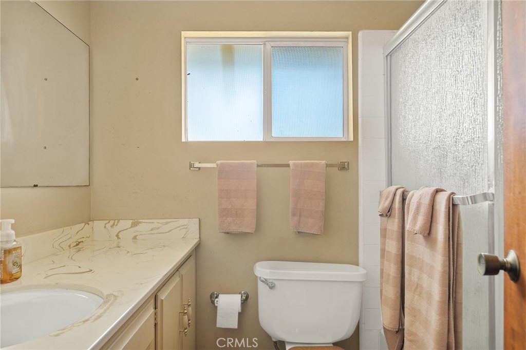 27008 Everest Road Property Photo 23
