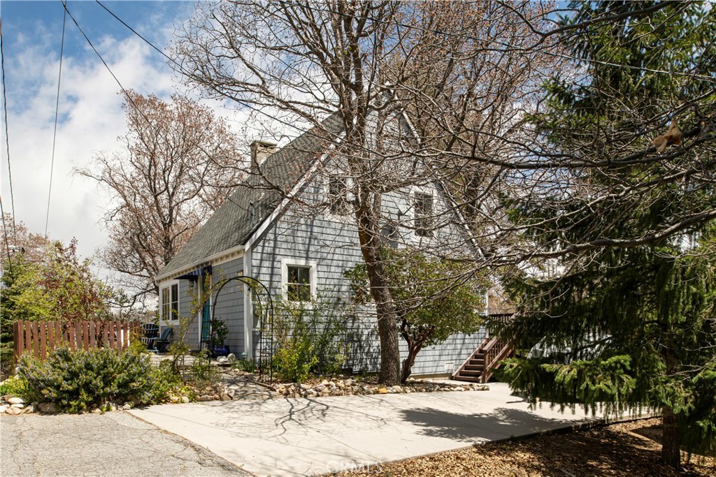 419 Hemlock Drive Property Photo 32