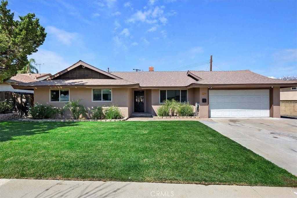 489 Raymor Avenue Property Photo