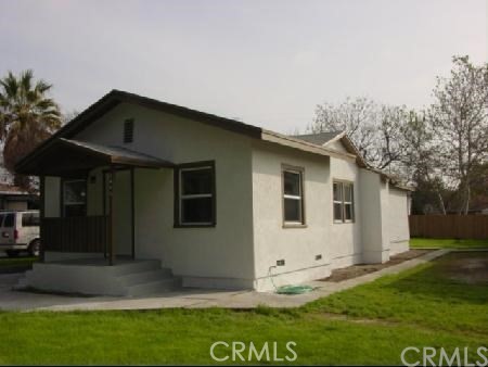 2401 N Leroy Street Property Photo 1