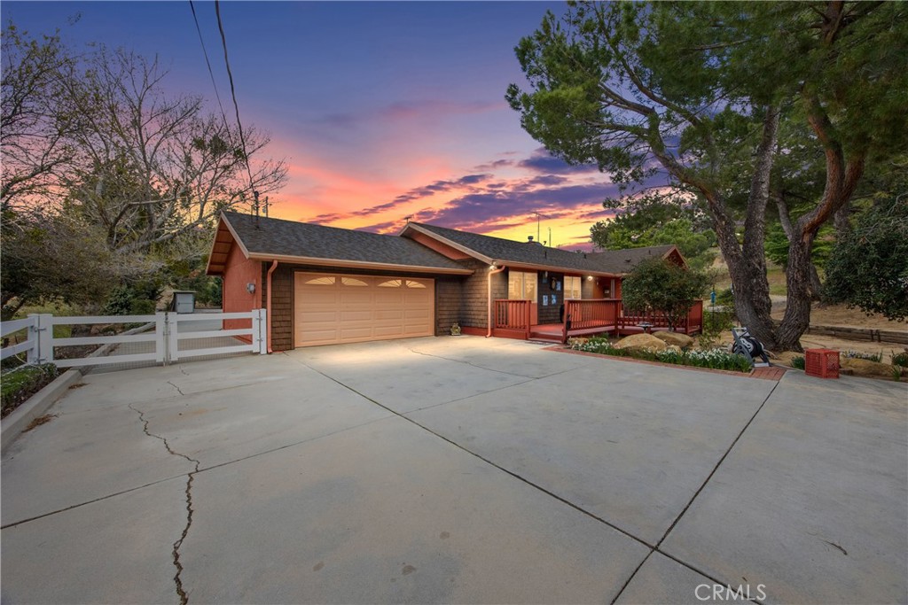48150 Twin Pines Road Property Photo
