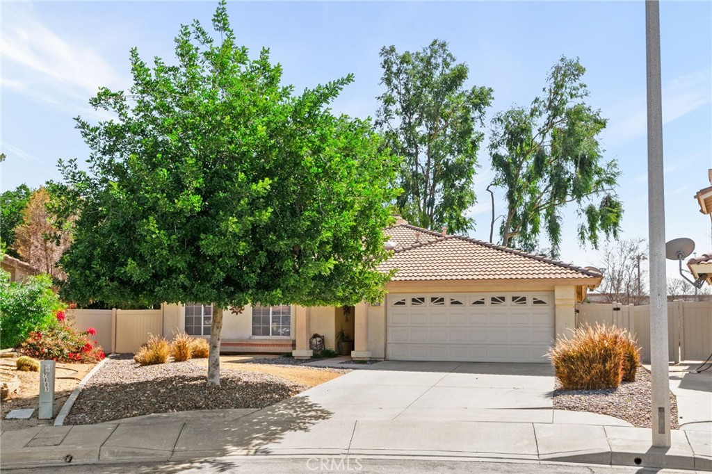7899 Wisteria Court Property Photo