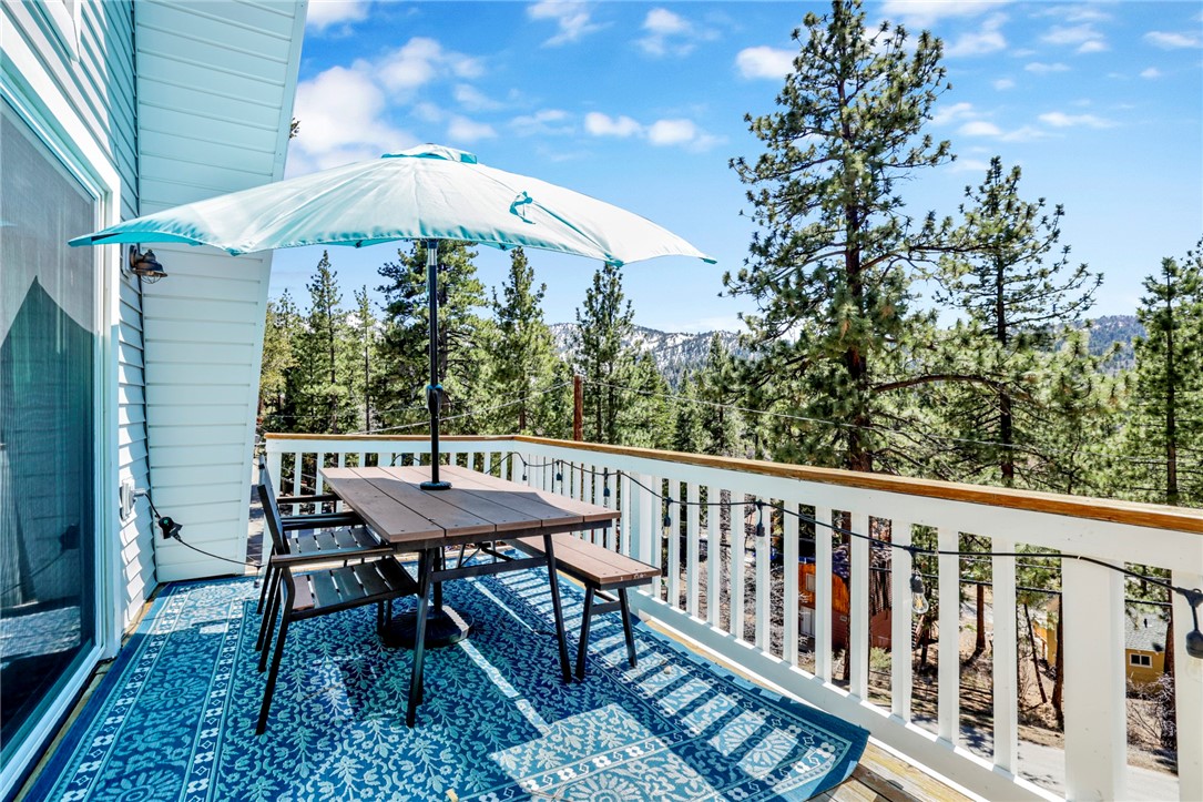 43158 Sunset Drive Property Photo
