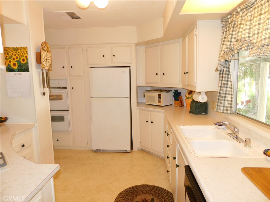4040 E Piedmont Drive 255 Property Photo 18
