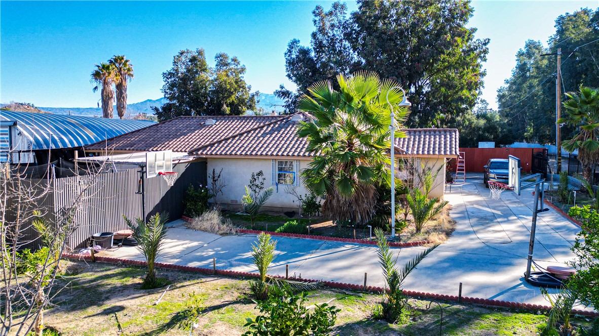 42150 Margoni Way Property Photo 7