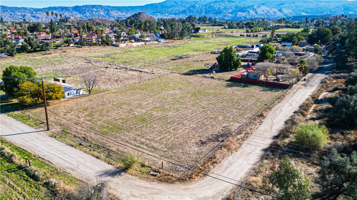 42150 Margoni Way Property Photo 34