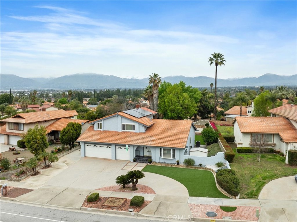 125 Terracina Boulevard Property Photo