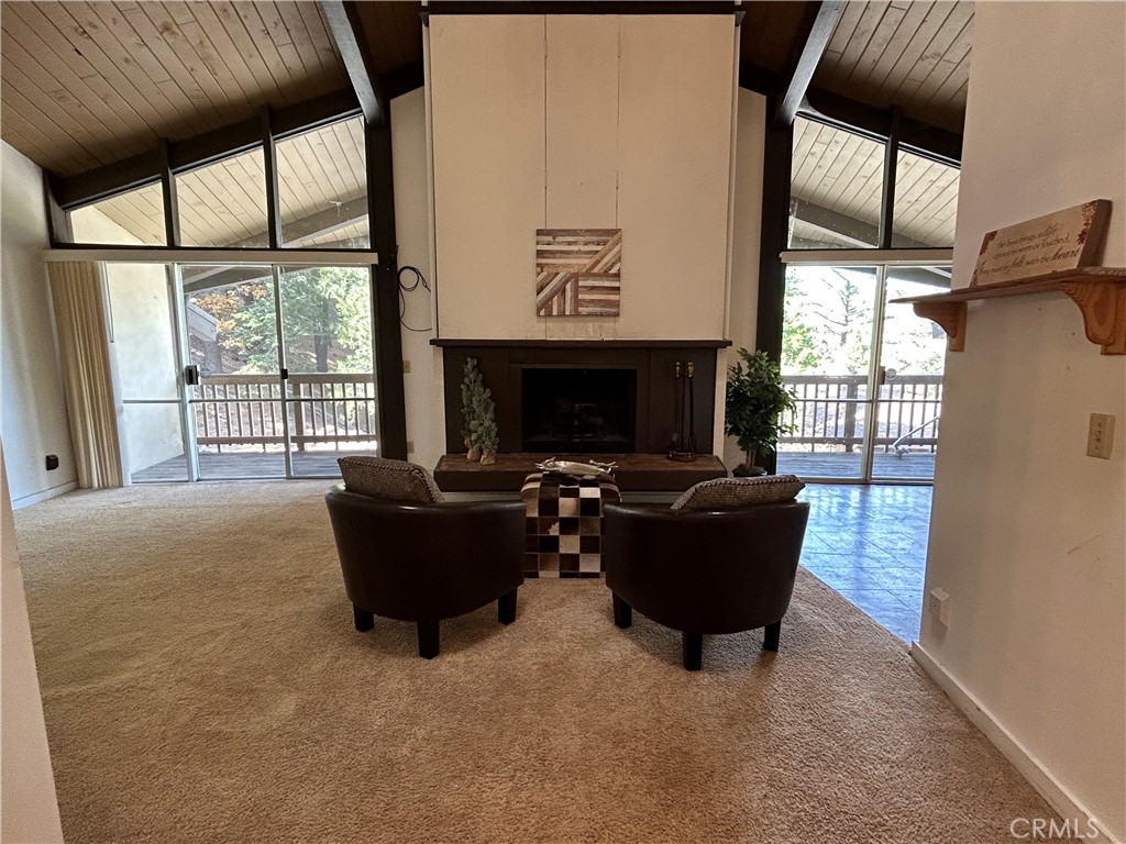 872 Sierra Vista Drive 22 Property Photo 3