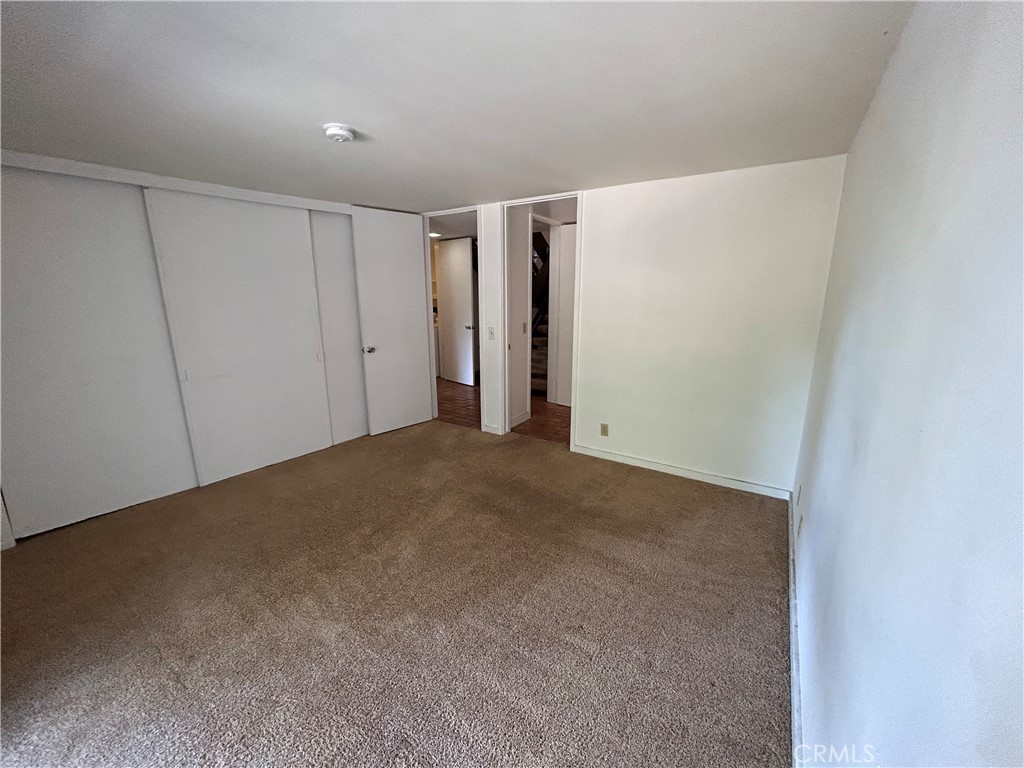 872 Sierra Vista Drive 22 Property Photo 11