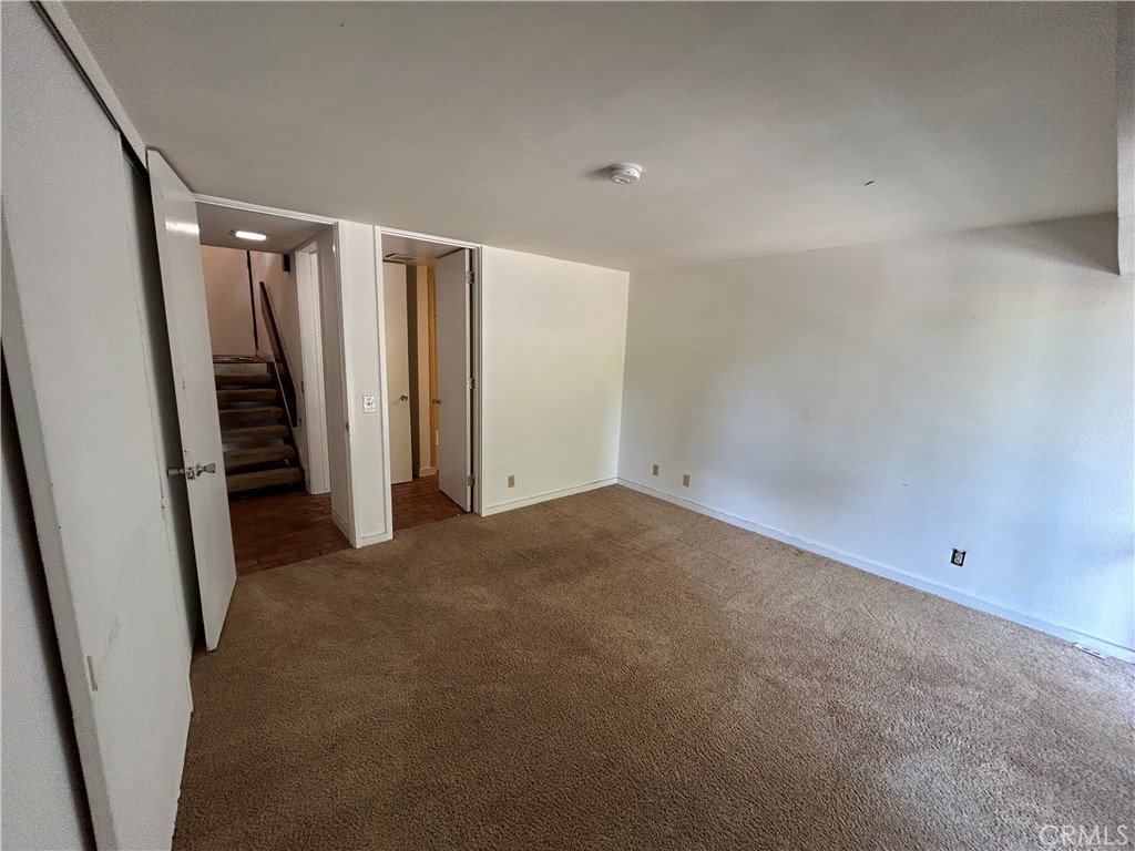 872 Sierra Vista Drive 22 Property Photo 13