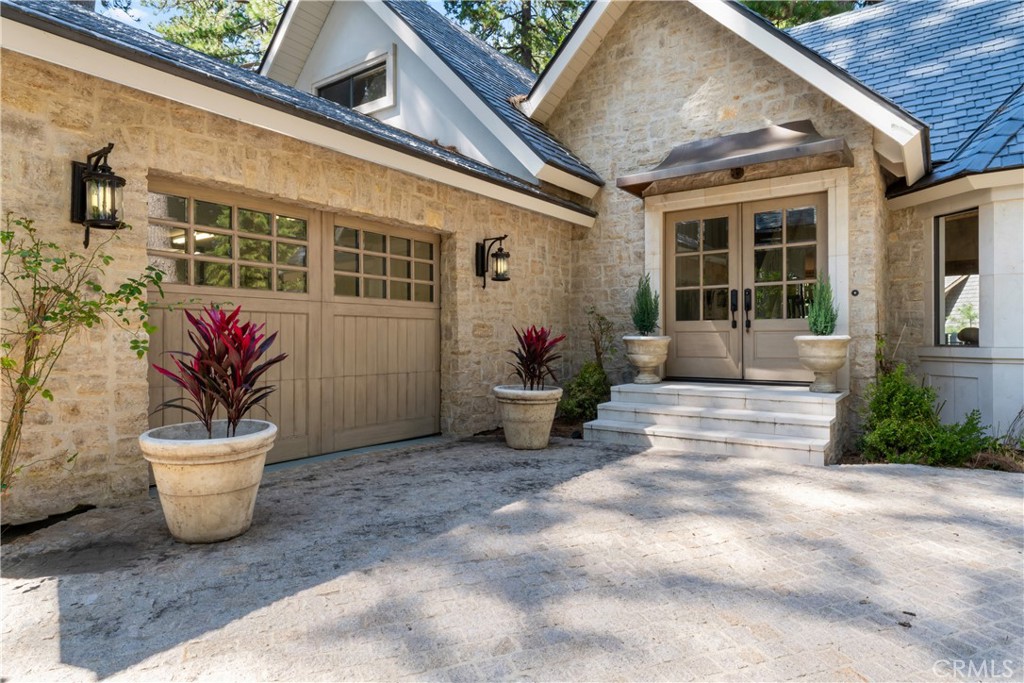 466 Sky View Ridge Drive Property Photo 2