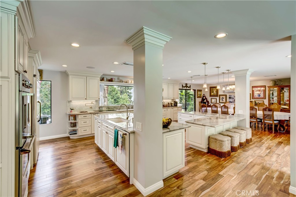 1471 Rosehill Property Photo 11