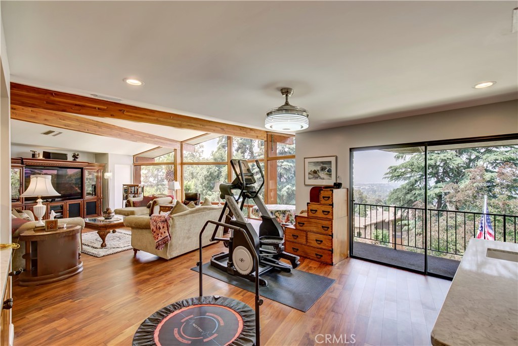 1471 Rosehill Property Photo 40