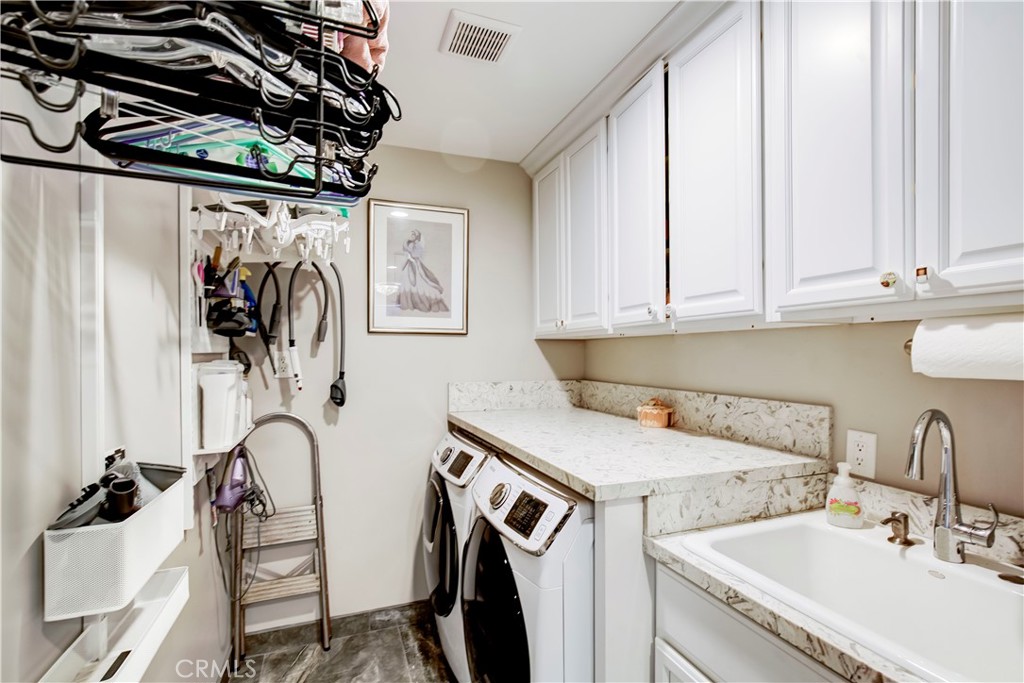 1471 Rosehill Property Photo 58