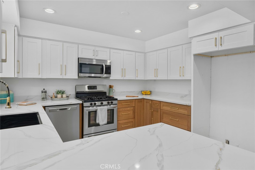 35160 Bella Vista Drive Property Photo 3