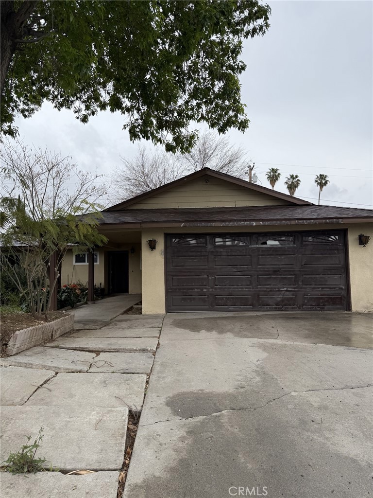 25361 Cottage Avenue Property Photo