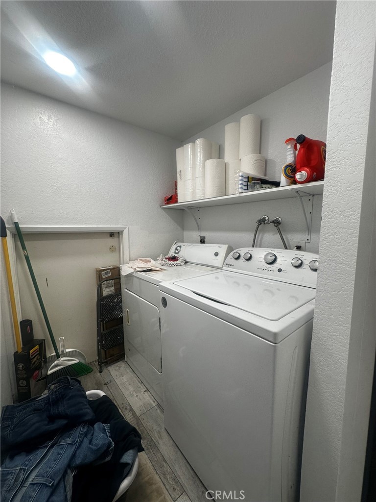1480 E Marshall Boulevard 9 Property Photo 11