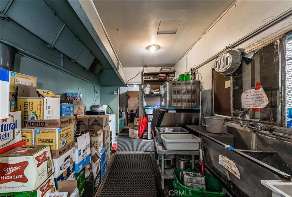 9608 Mission Boulevard Property Photo 16