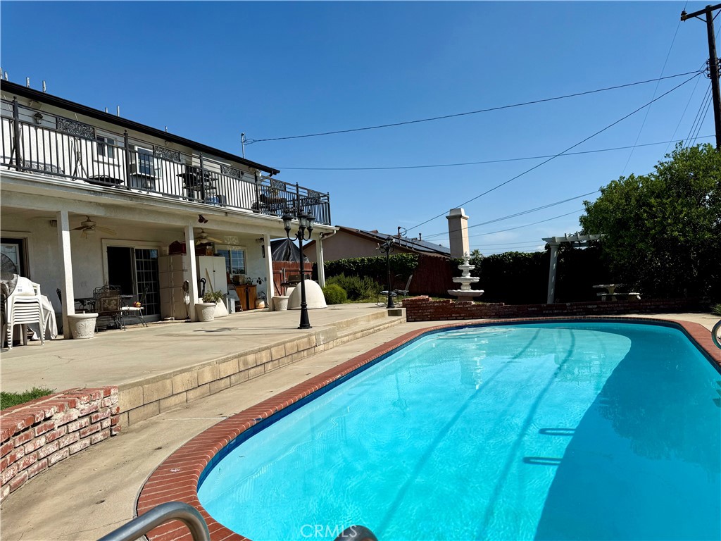 5656 Newbury Avenue Property Photo 25
