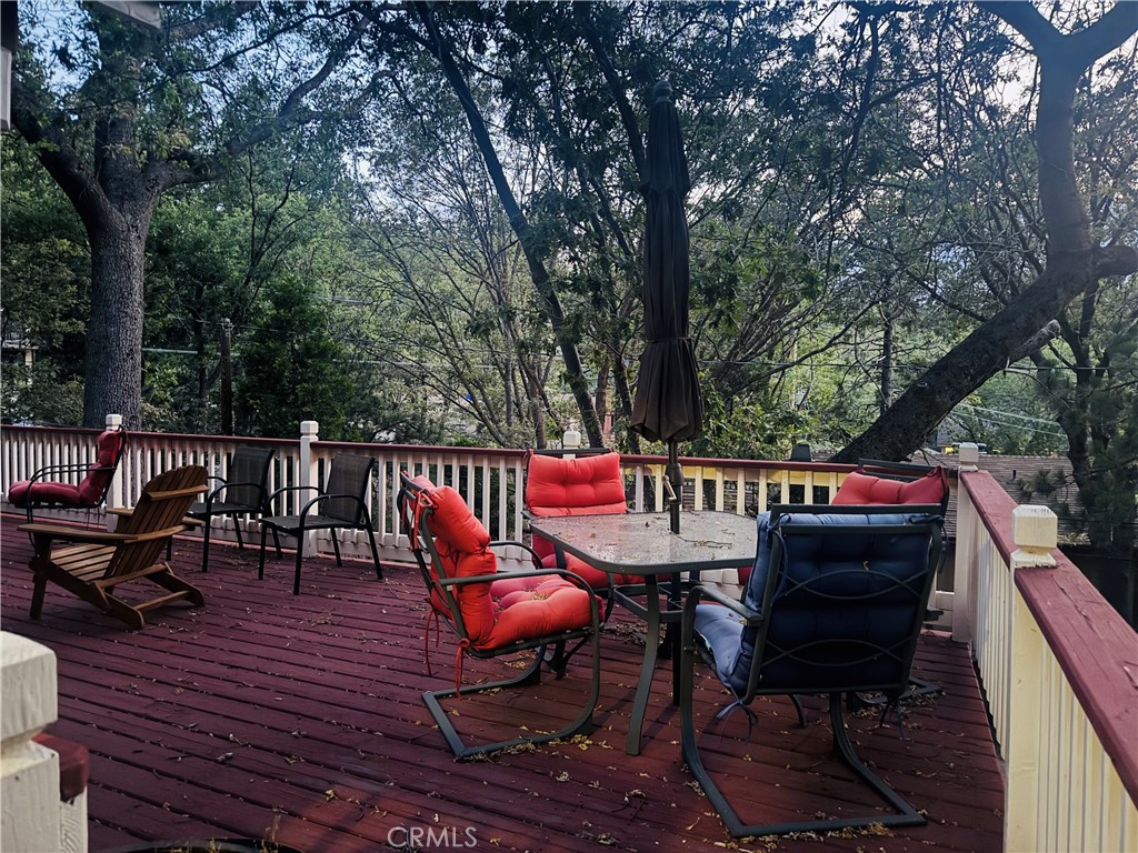 1058 Heaton Drive Property Photo 1