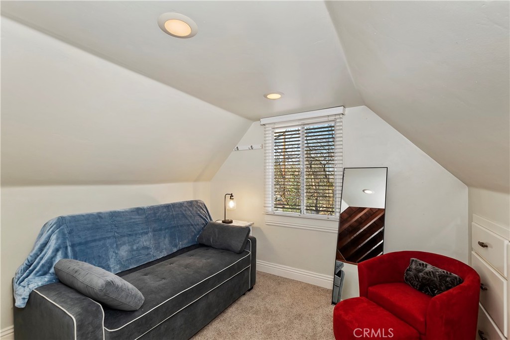 1058 Heaton Drive Property Photo 19