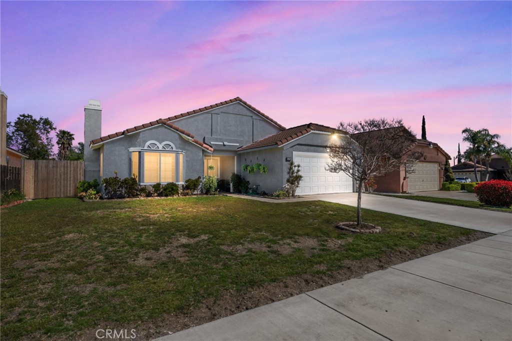 IG25057995 Property Photo