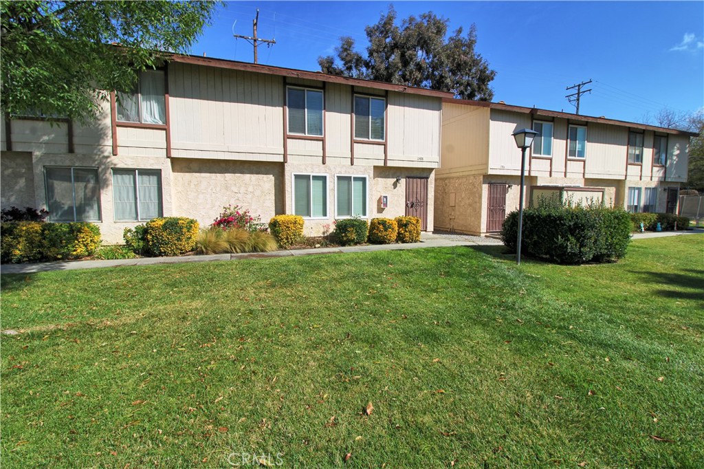 1388 Vista Serena Avenue Property Photo