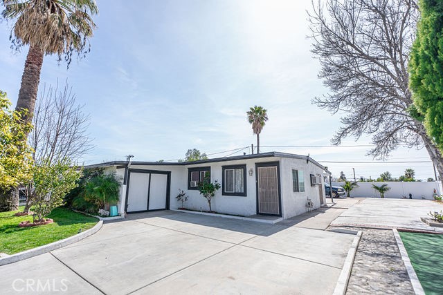 22387 Bertie Avenue Property Photo