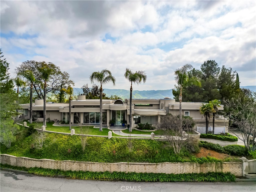 297 Edgemont Drive Property Photo