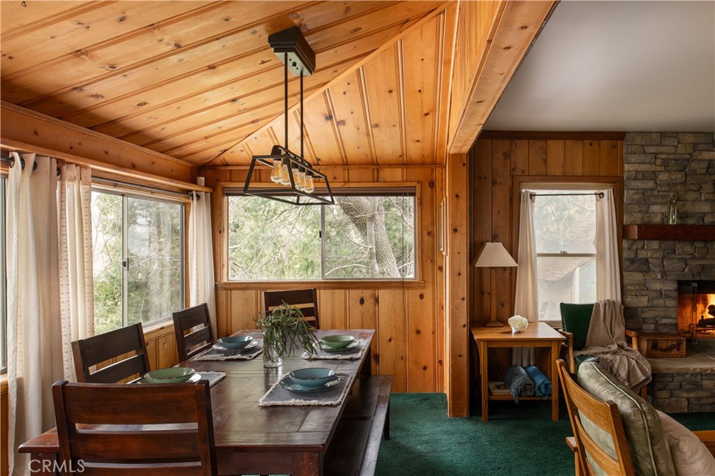 29196 Lake Brook Avenue Property Photo 8