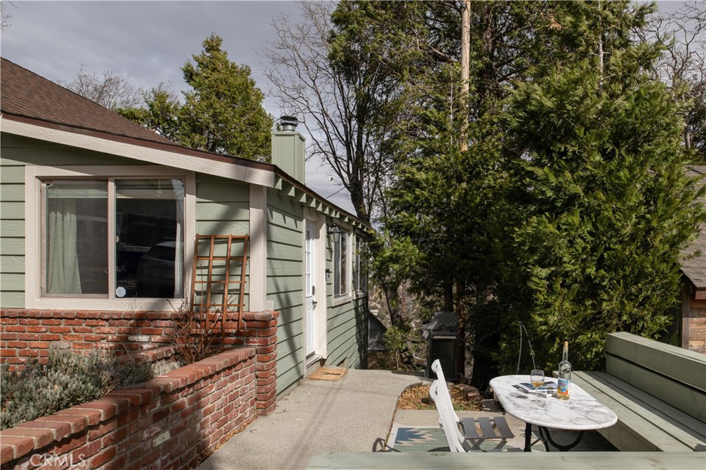 29196 Lake Brook Avenue Property Photo 18