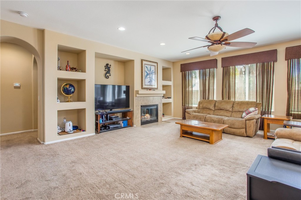 1503 Lyra Way Property Photo 6