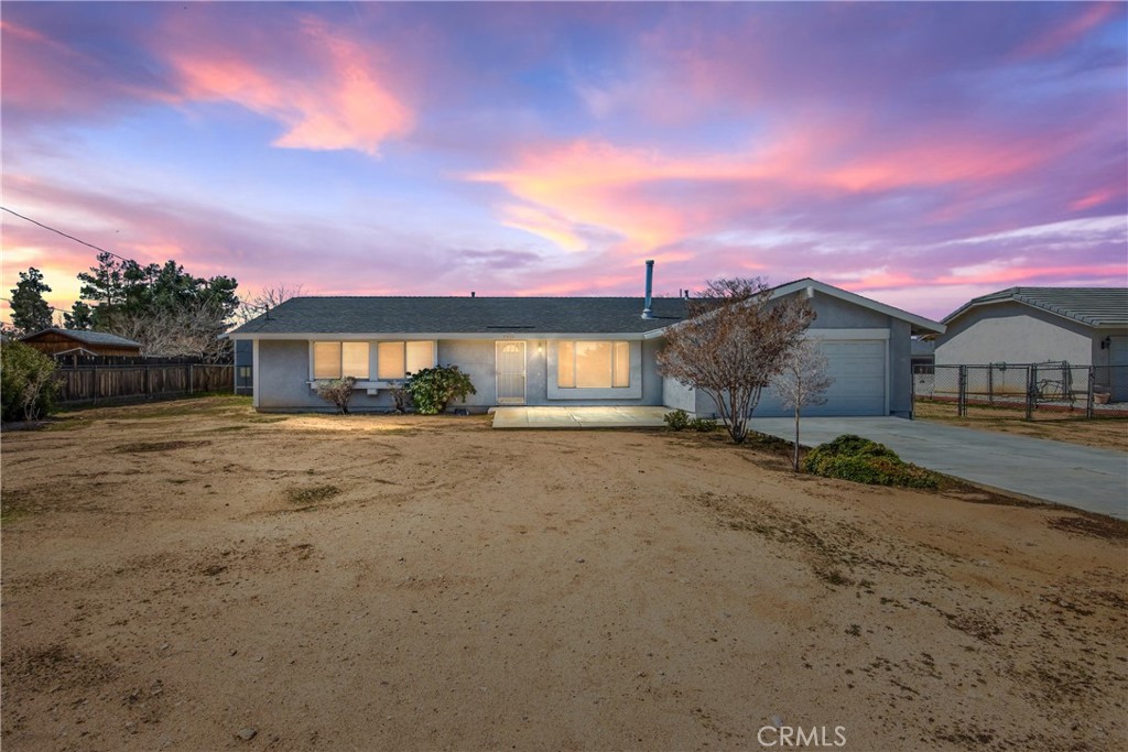7370 Lyons Avenue Property Photo