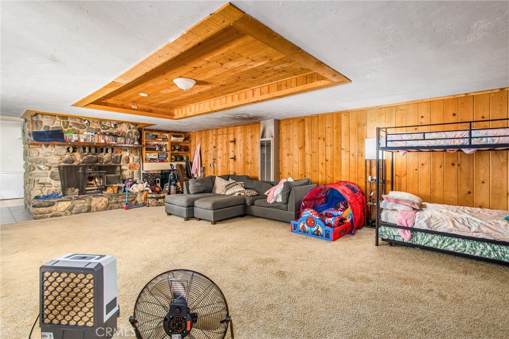 39581 Canyon Drive Property Photo 6