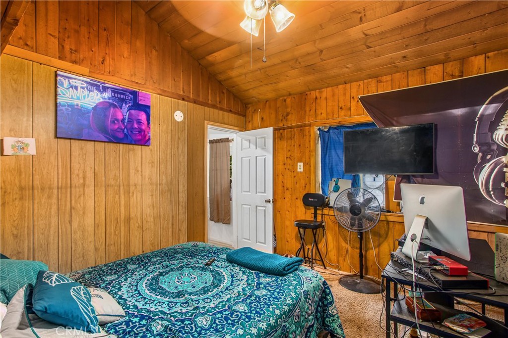 39581 Canyon Drive Property Photo 12