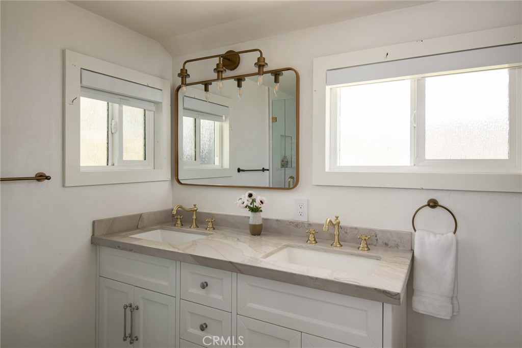 28923 Palisades Drive Property Photo 19