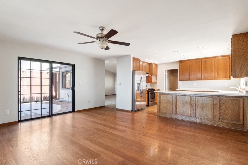 30668 Ferndale Drive Property Photo 6