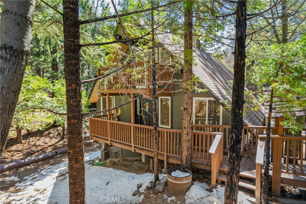 638 Grass Valley Road Property Photo 1