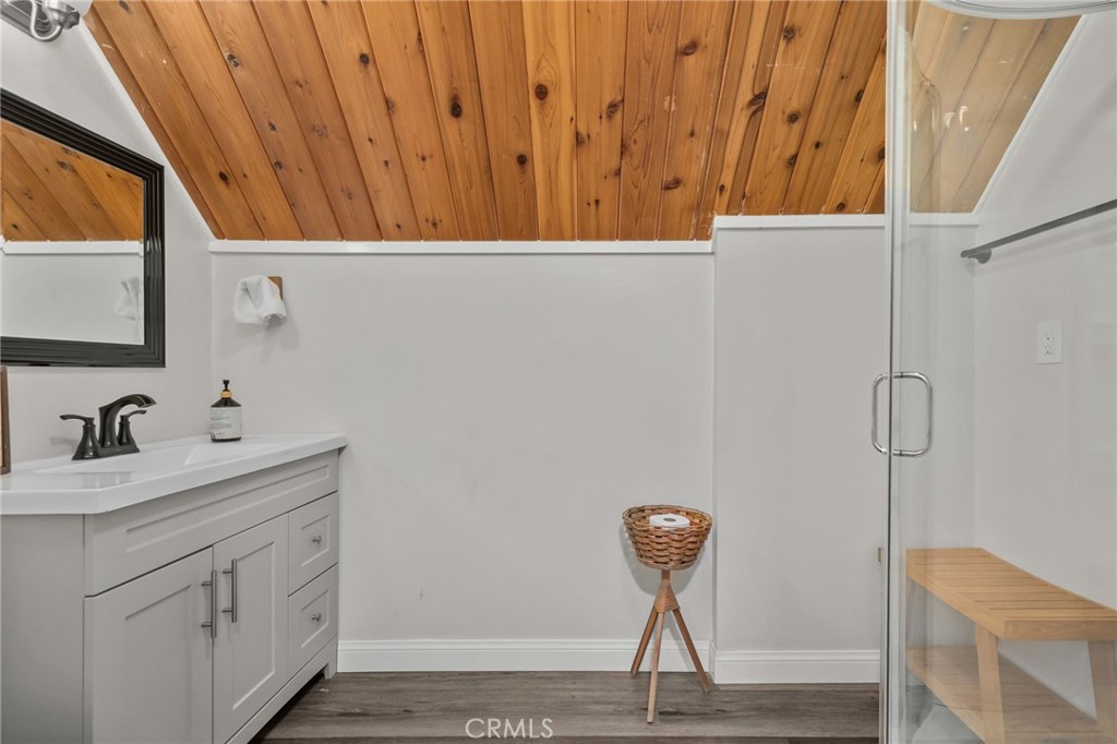 638 Grass Valley Road Property Photo 11