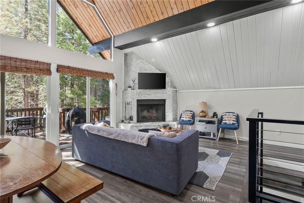 638 Grass Valley Road Property Photo 14