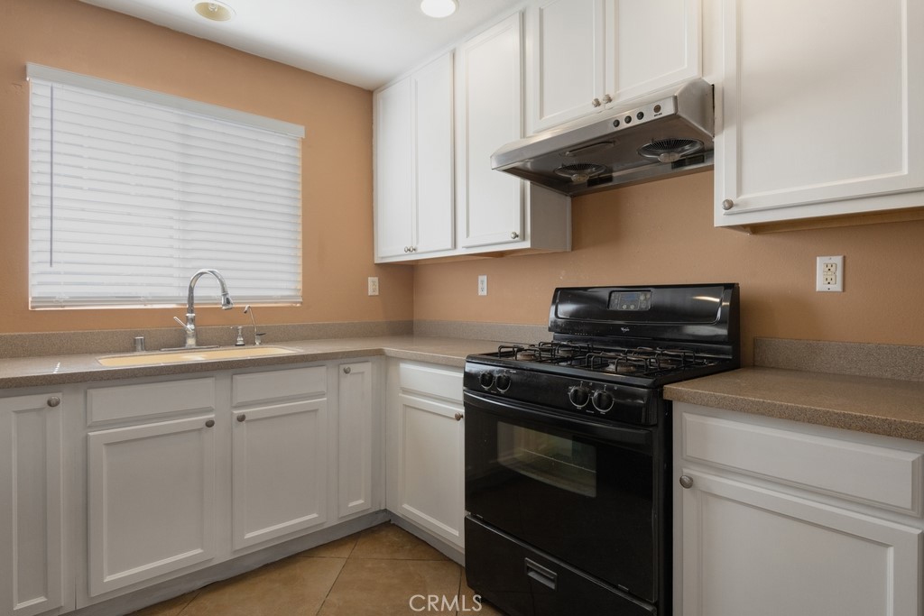 15793 Willow Drive Property Photo 4