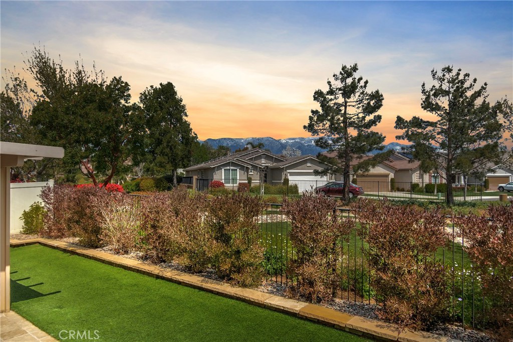 176 Potter Property Photo 2