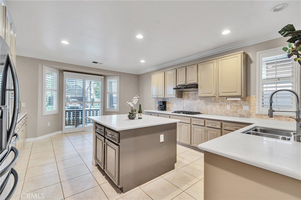 176 Potter Property Photo 14