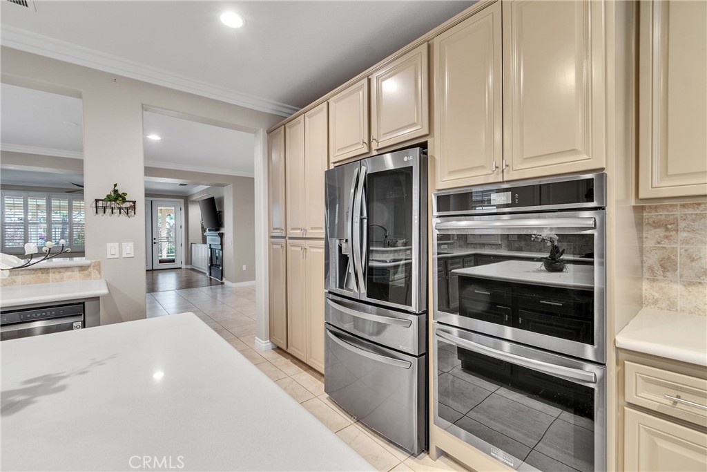 176 Potter Property Photo 18